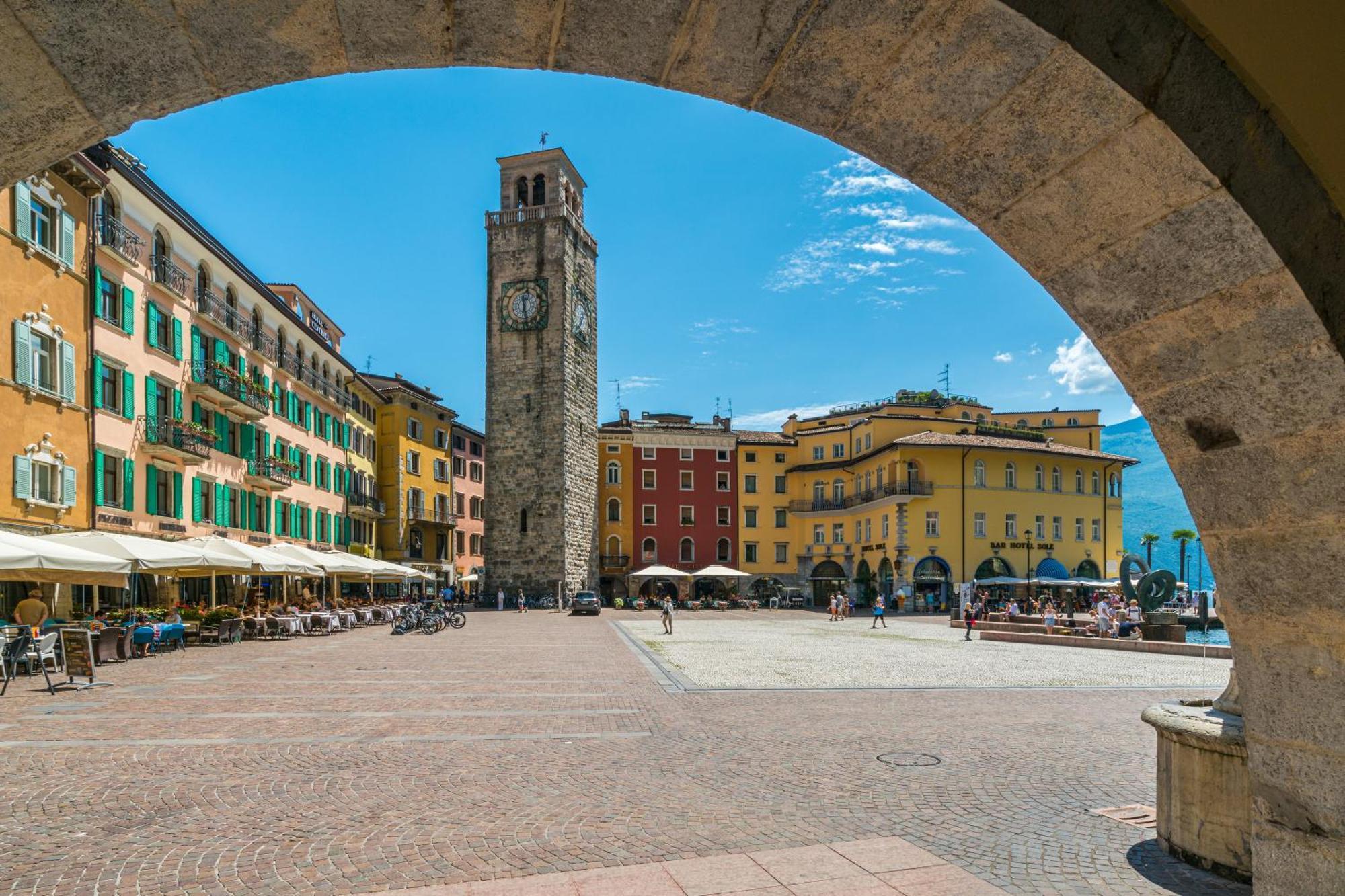 Appartamento Emma - Happy Rentals Riva del Garda Kültér fotó