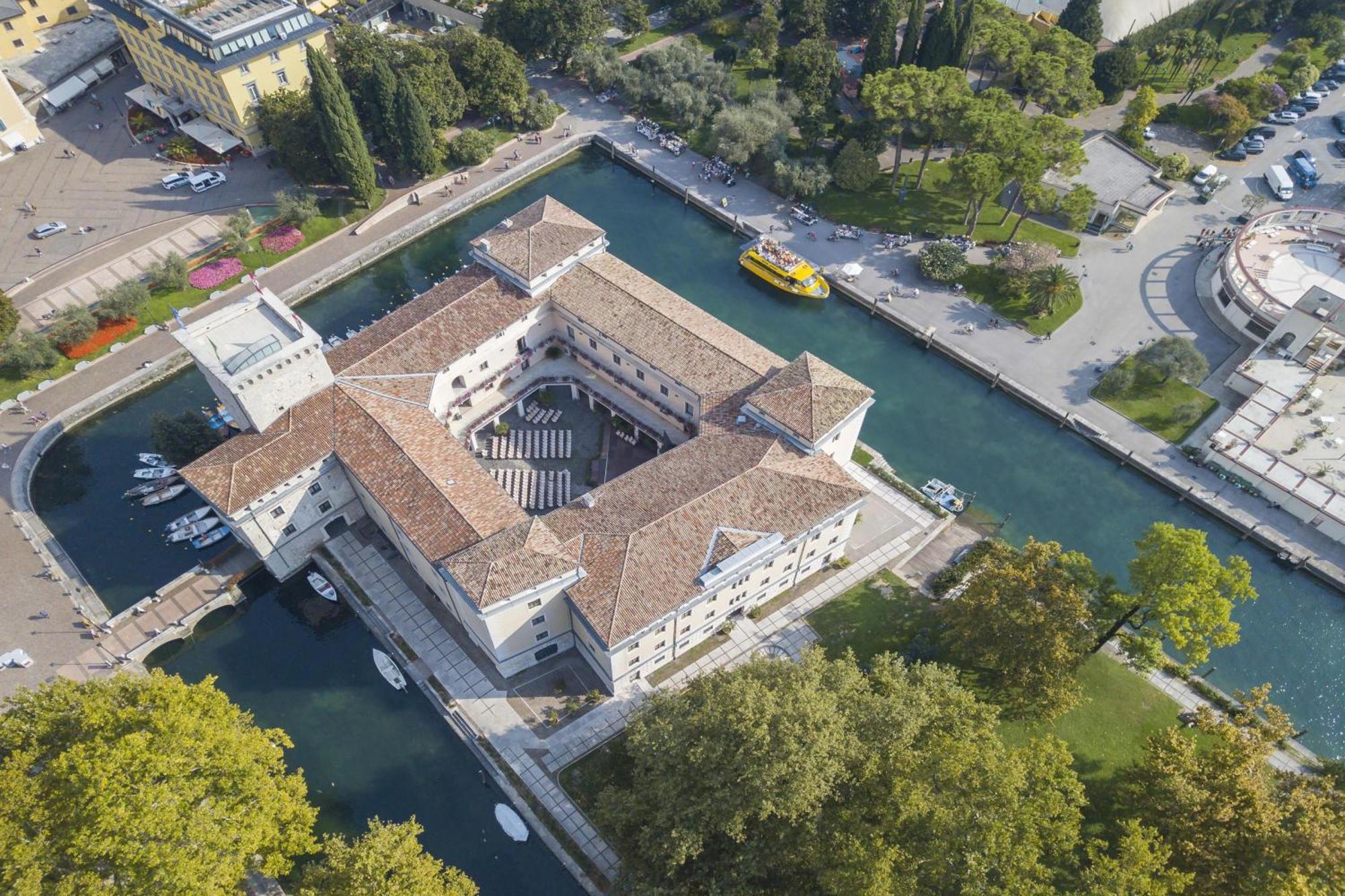 Appartamento Emma - Happy Rentals Riva del Garda Kültér fotó