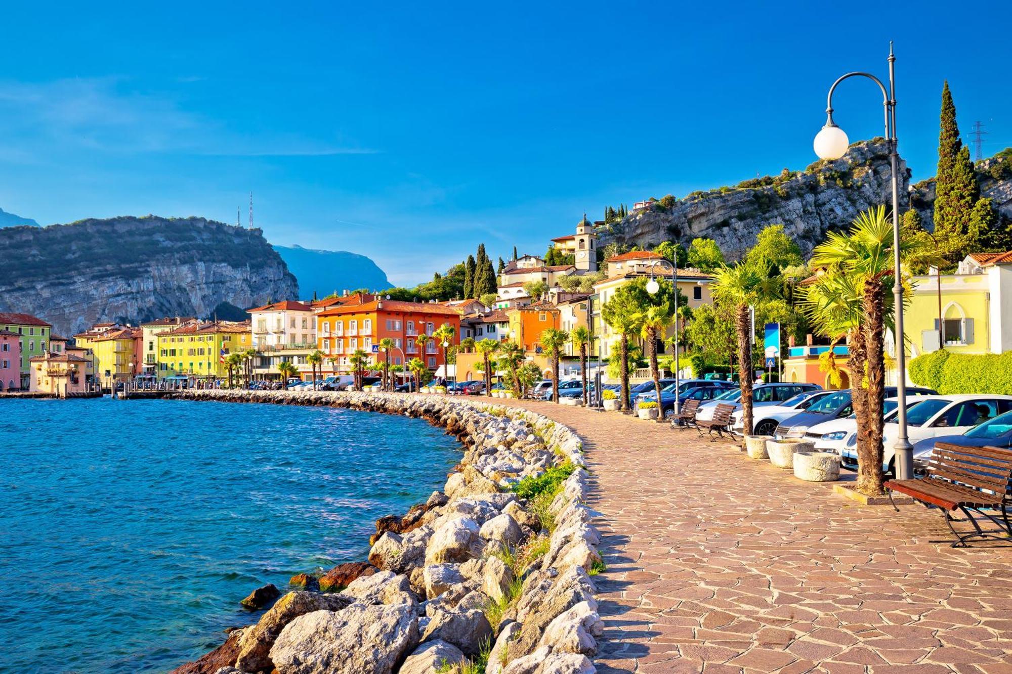 Appartamento Emma - Happy Rentals Riva del Garda Kültér fotó