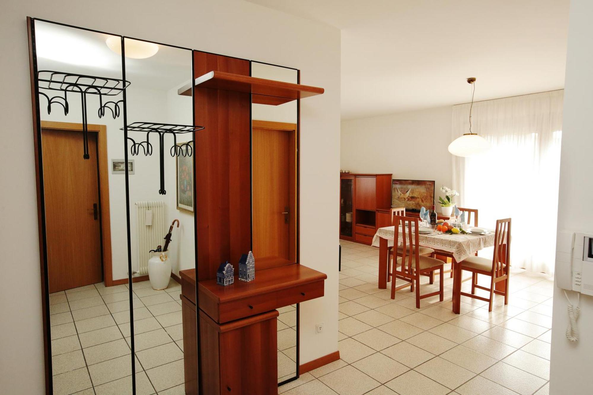 Appartamento Emma - Happy Rentals Riva del Garda Kültér fotó